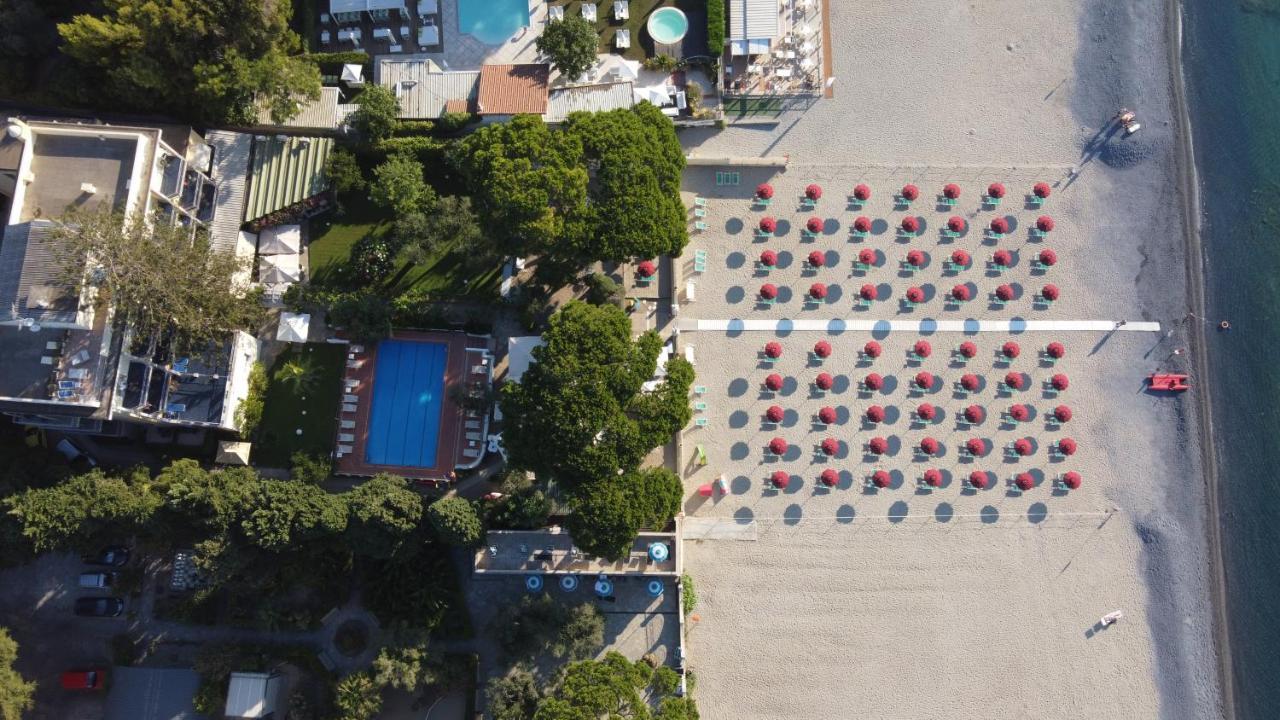Hotel Eden Park ディアーノ・マリーナ エクステリア 写真