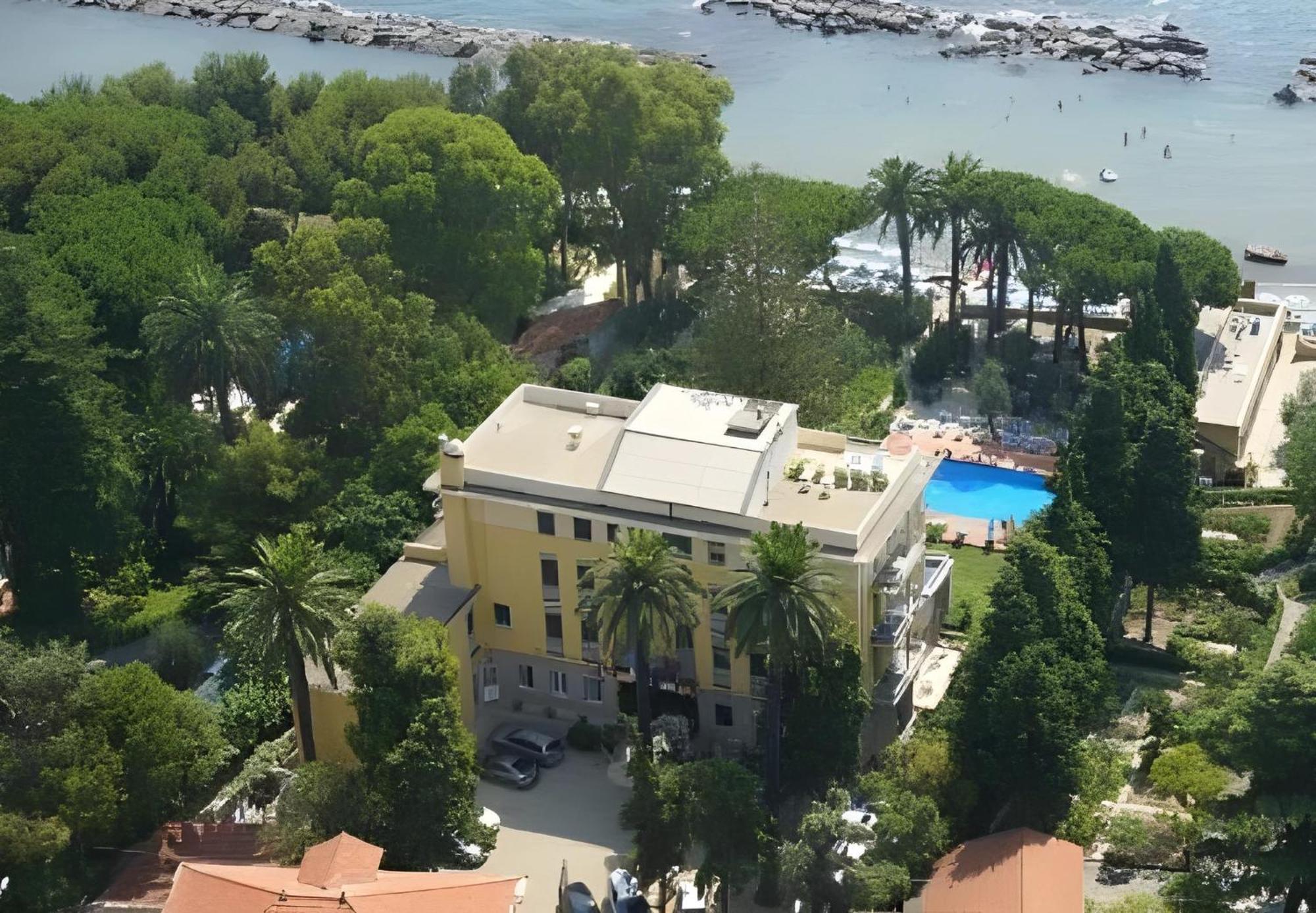Hotel Eden Park ディアーノ・マリーナ エクステリア 写真